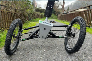 Full tilt suspension trike